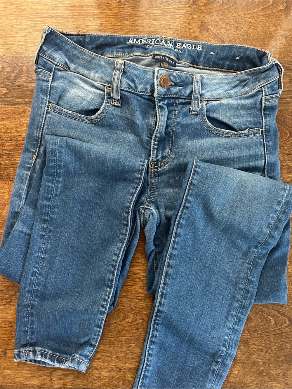 American Eagle Outfitters Women's Medium Wash Jeggings